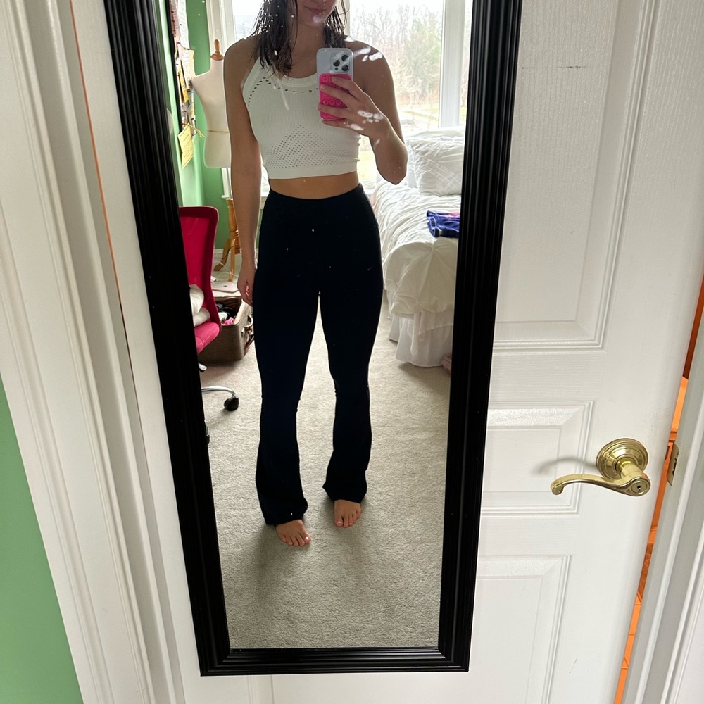 Lulu navy yoga pants